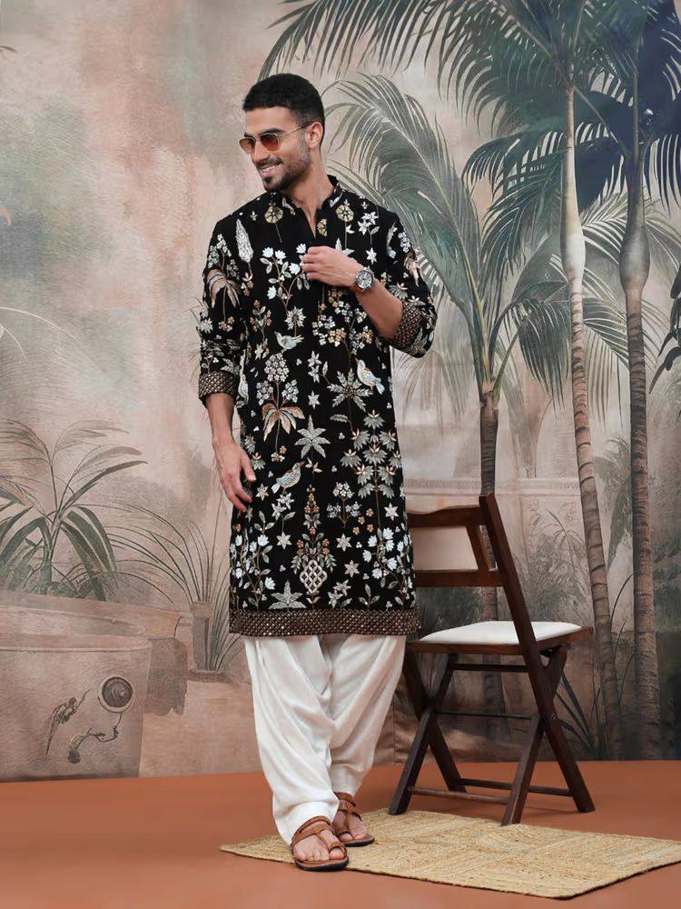 MEN'S EMBROIDERED BLACK KURTA PANT SET