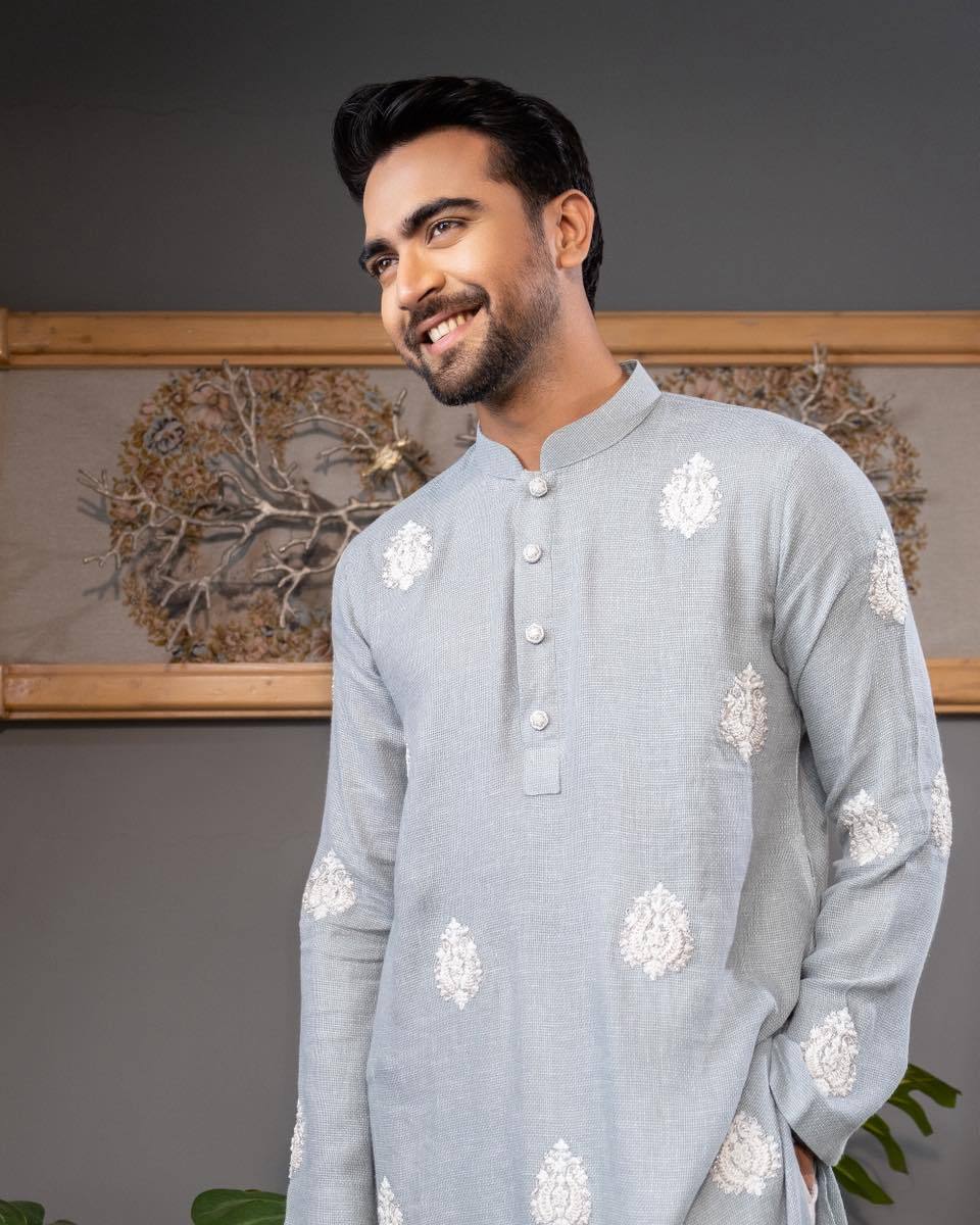 STEEL BLUE EMBROIDERED BUTTI KURTA WITH PAJAMA