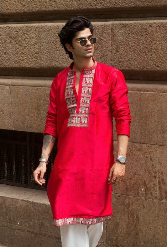 RED JARI ELEPHANT EMBROIDERED WORK KURTA PAJAMA SET FOR MEN'S