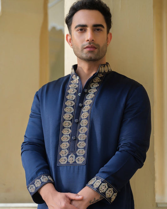 NAVY BLUE NECK JARI HEAVY EMBROIDERED KURTA WITH PANT SET