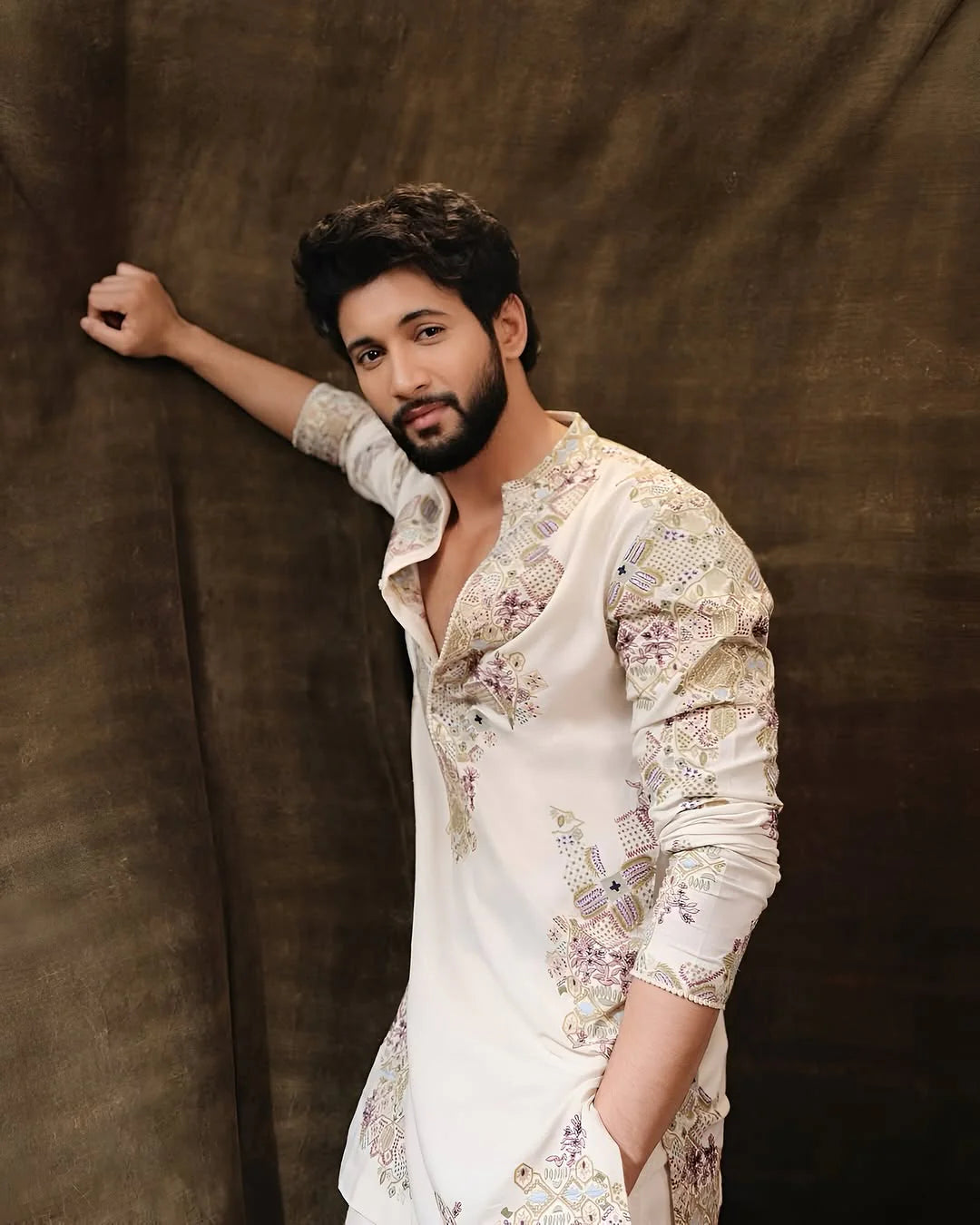 IVORY MULTI  EMBROIDERED KURTA PAJAMA SET FOR MENS