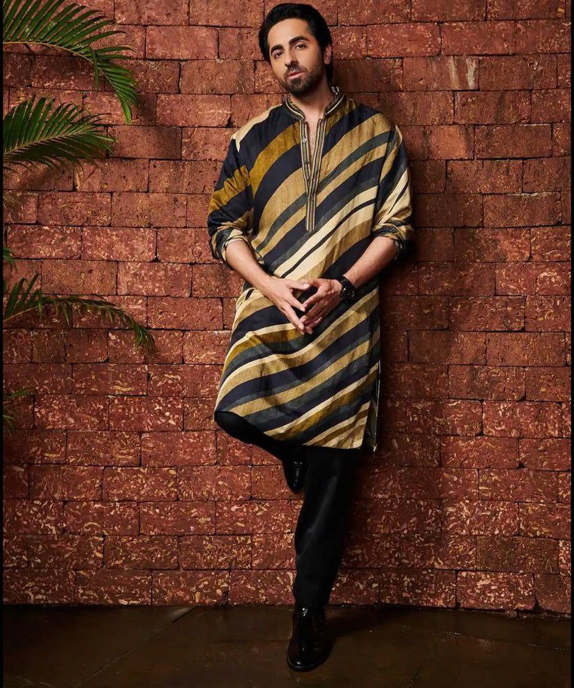 AK Printed Kurta With Black Pajama