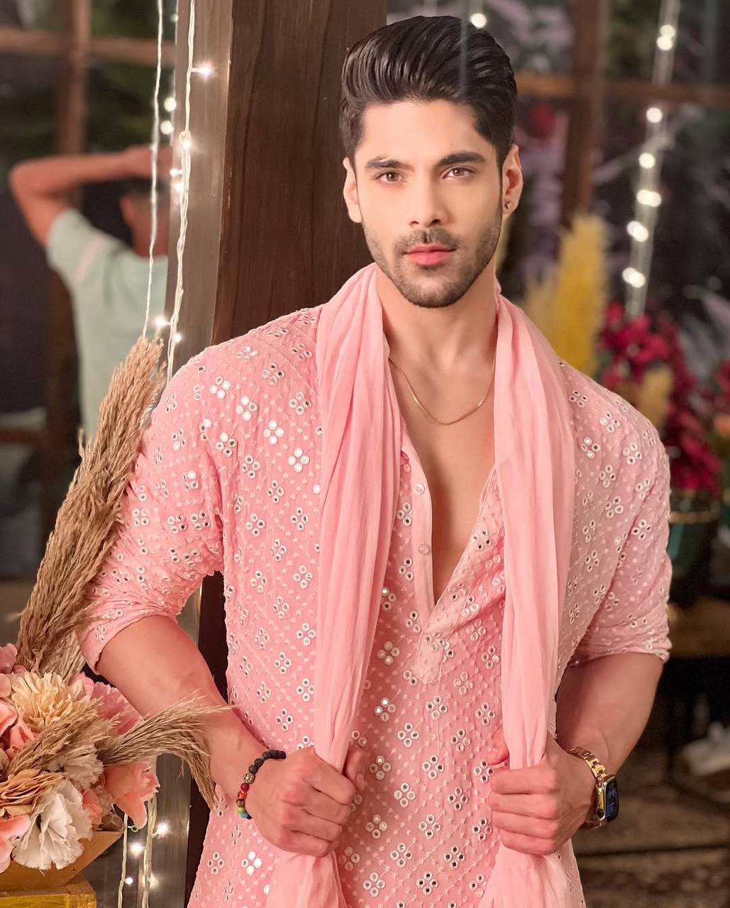 PINK MIRROR MEN'S DESIGENER KURTA WITH PAJAMA WITH DUPATTA