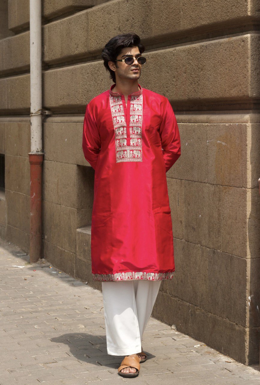 RED JARI ELEPHANT EMBROIDERED WORK KURTA PAJAMA SET FOR MEN'S
