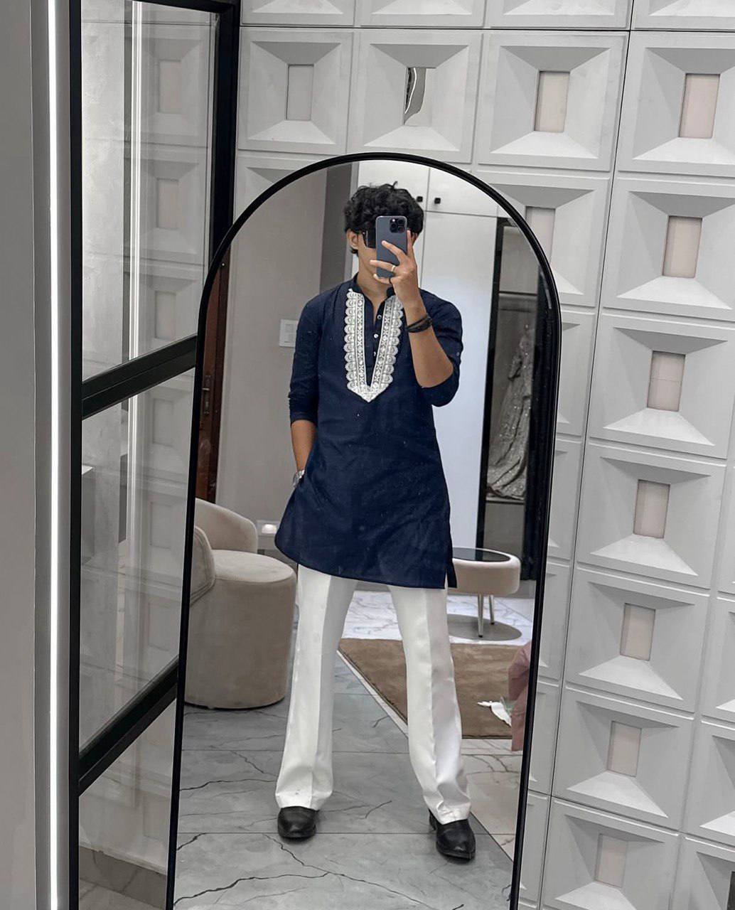 EMBROBLUE V NECK EMBROIDERED THRED KURTA WITH PAJAMA