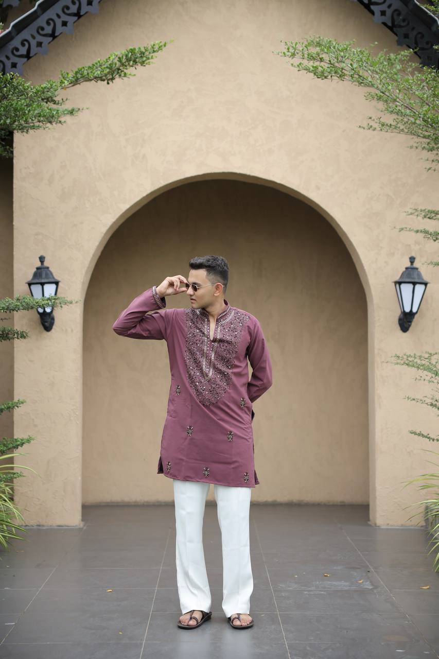 Onion Imperial Bites & Mirror-Work Kurta