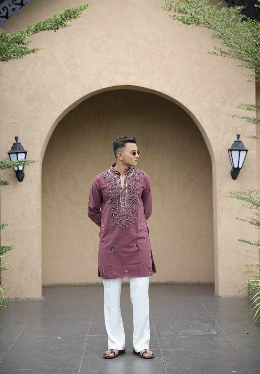 Onion Imperial Bites & Mirror-Work Kurta